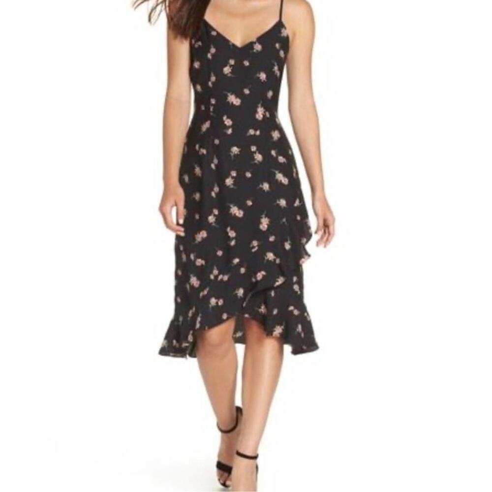 BB Dakota Dress All Eyes On You Dress US 2 Black Dainty Floral NWT High-Low